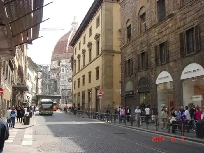 Appartamento trilocale in affitto in Piazza dellUnità, Firenze