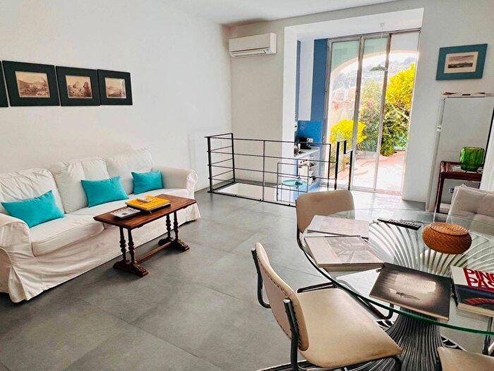 Appartamento trilocale in affitto in Centro, Capri