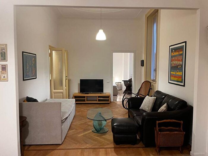 Appartamento trilocale in affitto in Via Benedetto Marcello, Buenos Aires, Milano