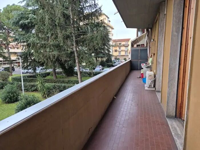 Appartamento con 5 locali in vendita in Via Vincenzo Monti, Scandicci