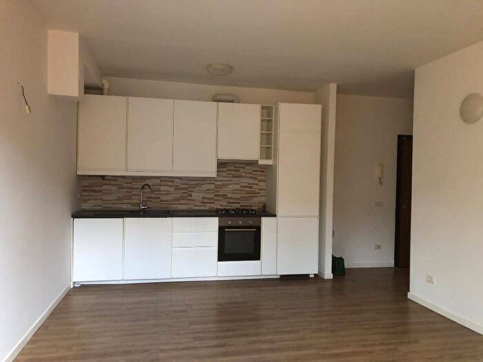 Appartamento con 5 locali in affitto in Centro Storico, Parma