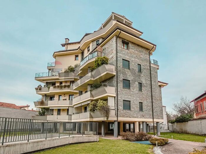 Appartamento trilocale in vendita in Via Galvani Ter, Busto Arsizio