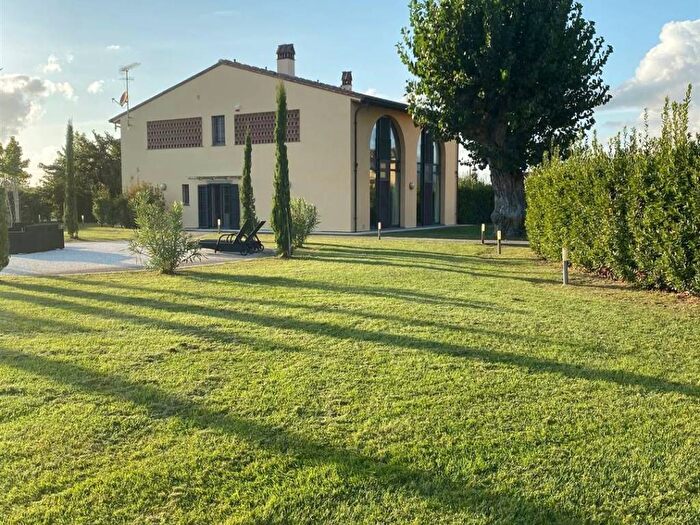 Casa con 6 locali in affitto in Via Francesco Galdi Gello, Le Maggiola Gello, San Giuliano Terme