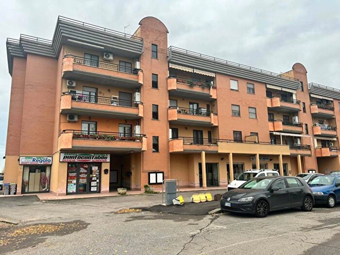 Appartamento bilocale in affitto in Via Delle Camelie, Latina Scalo, Latina