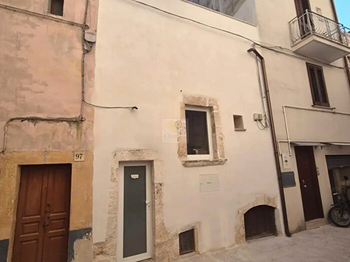 Casa trilocale in vendita in Via Zingari, Conversano