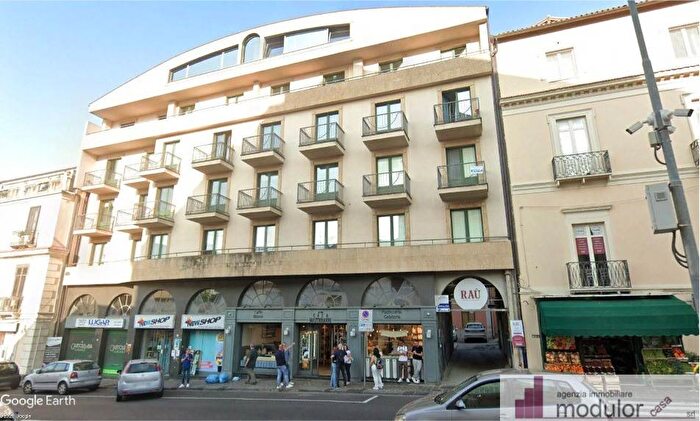 Appartamento trilocale in affitto in Via Indipendenza, San Leonardo, Catanzaro