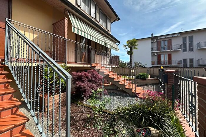 Case in Vendita e in Affitto - 2