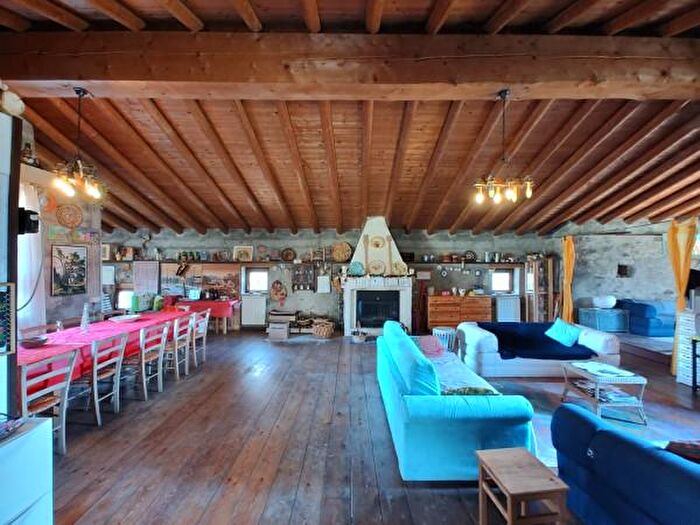 Casa con 5 locali in vendita in Edolo