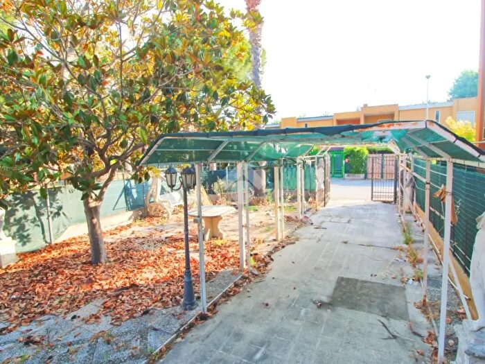 Casa con 6 locali in vendita in Via Alcide De Gasperi, Campomarino