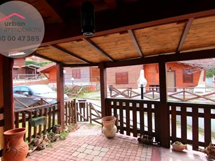 Casa con 5 locali in vendita in Viale della Fiera, Tornimparte