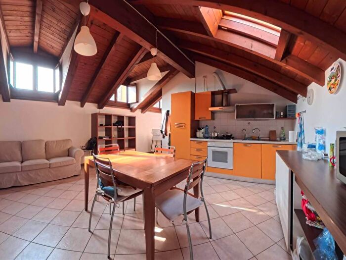 Appartamento bilocale in affitto in Città Bassa Laghi, Lodi