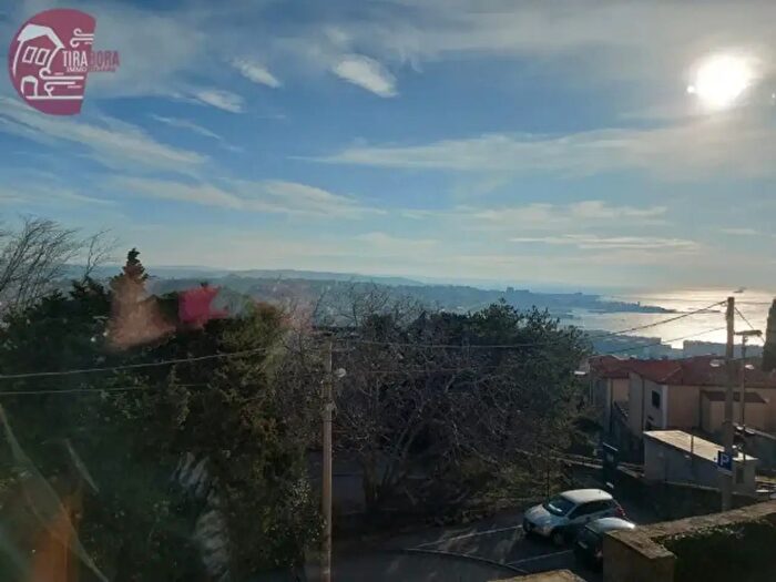 Appartamento quadrilocale in affitto in Via Publio Virgilio Marone, Trieste