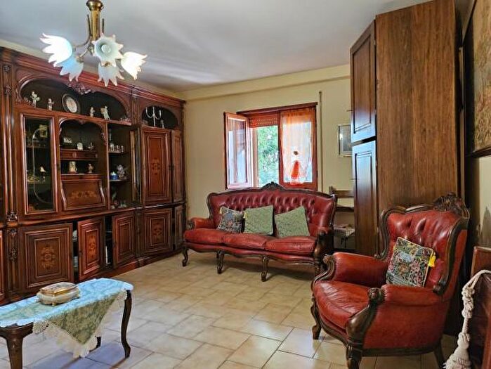 Appartamento bilocale in vendita in Via Pettinaccia, Giove