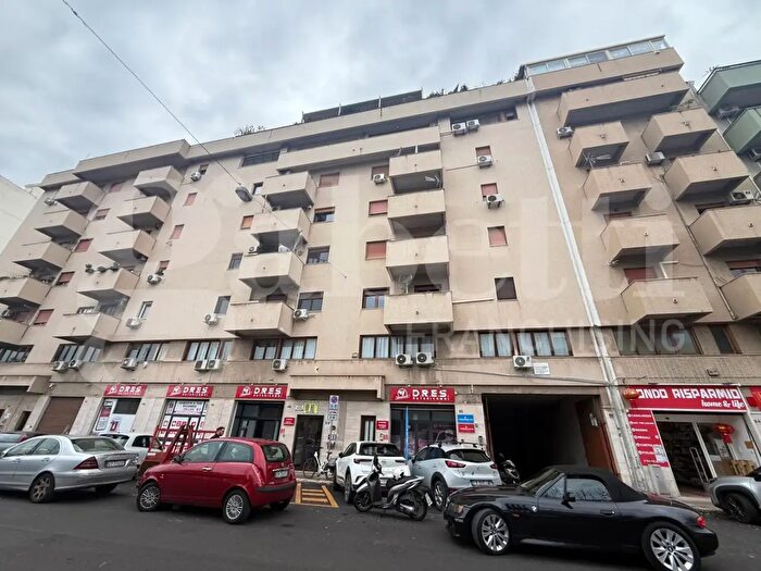 Appartamento bilocale in vendita in Via Sampolo, Palermo