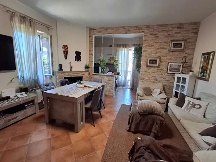 Casa trilocale in vendita in Via Adria, Ardea