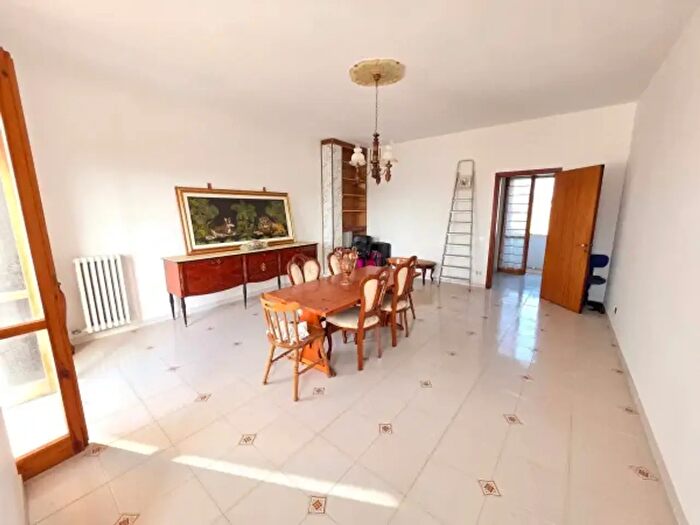 Appartamento con 5 locali in vendita in Via Luigi Einaudi, Monteroni Di Lecce
