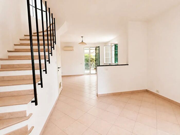 Casa quadrilocale in vendita in Rapallo