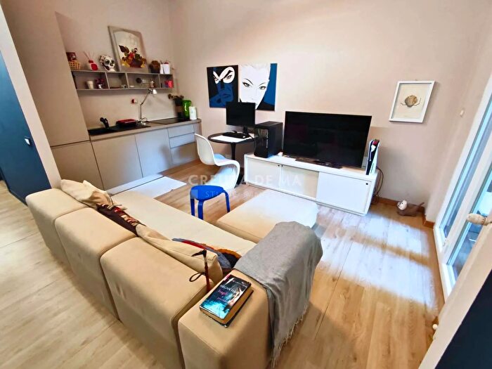 Appartamento quadrilocale in vendita in Via Savagna, Rapallo