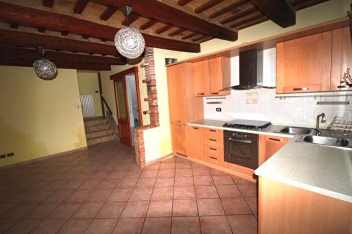 Appartamento quadrilocale in vendita in Via Roma, Monsano