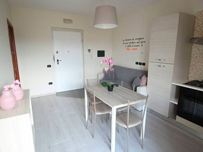 Appartamento bilocale in affitto in Via Spiniello, Centro, Acerra