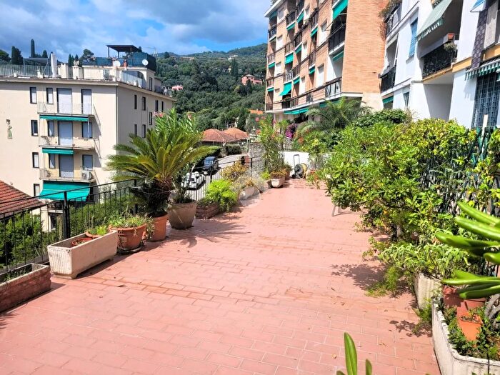 Appartamento quadrilocale in vendita in Via Aurelia, Zoagli