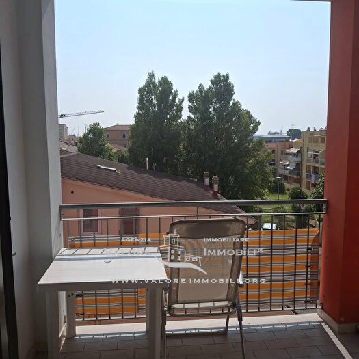 Appartamento quadrilocale in vendita in Via Eugenia, Livorno