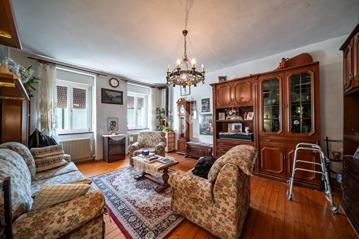 Casa con 10 locali in vendita in Via Frigati, Castel Ivano