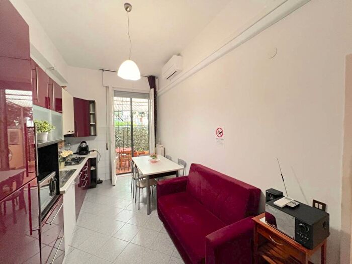 Appartamento con 5 locali in affitto in Via Raffaello Sanzio, Vingone, Scandicci