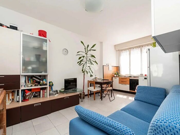 Appartamento bilocale in vendita in Via dei Tulipani, Milano