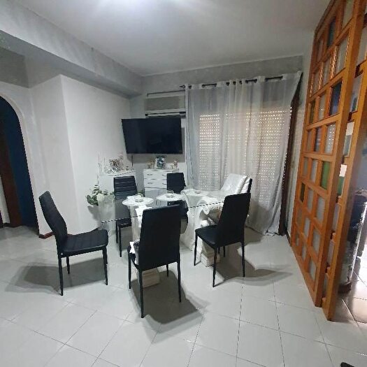 Appartamento trilocale in vendita in Via Vampolieri, Aci Castello