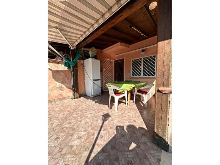 Appartamento bilocale in vendita in Via Crati, Ardea