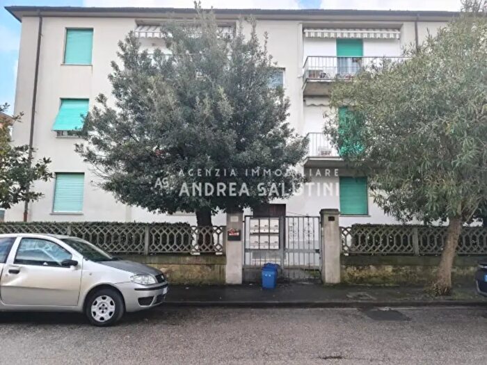 Appartamento trilocale in vendita in Via XXV Aprile, Cascina