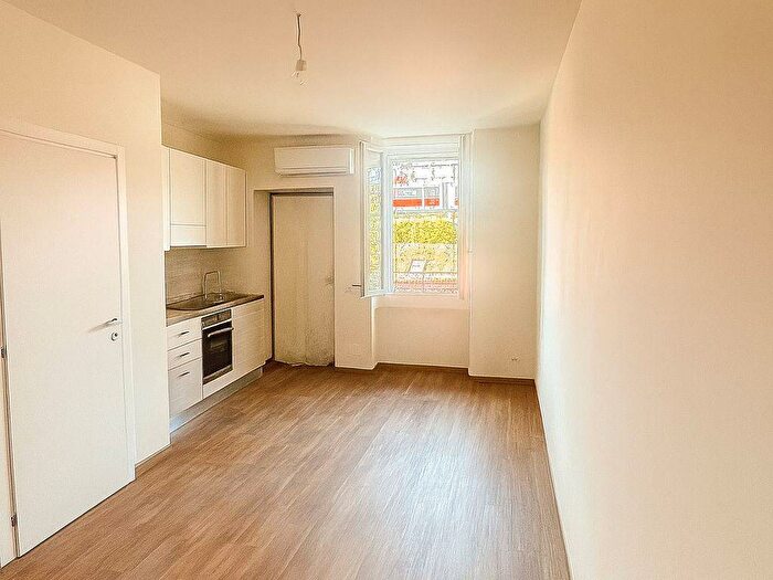 Appartamento monolocale in affitto in Via Ottavio Rinuccini, Rovereto, Milano