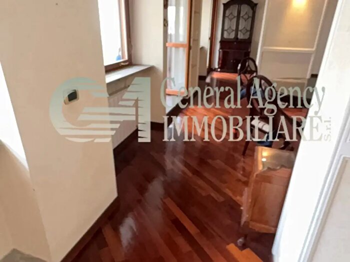 Appartamento con 7 locali in vendita in Via Paolo Barison, Roma