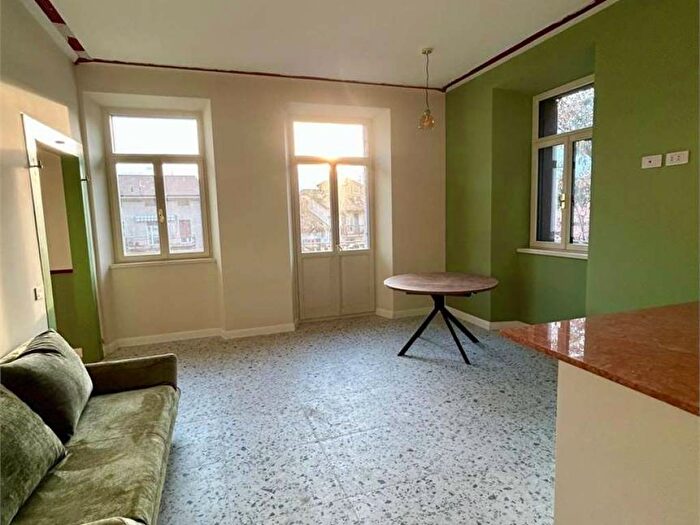 Appartamento trilocale in affitto in Centro Storico Santa Maria, Rovereto