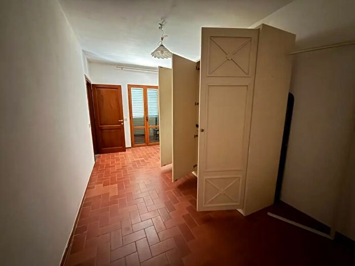 Casa con 5 locali in vendita in Ponsacco