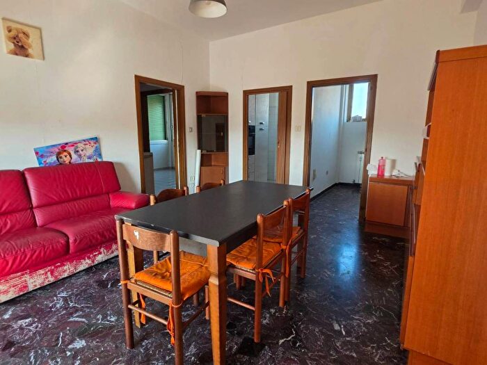 Appartamento trilocale in affitto in Via Arno, Mazzini Fossolo, Bologna