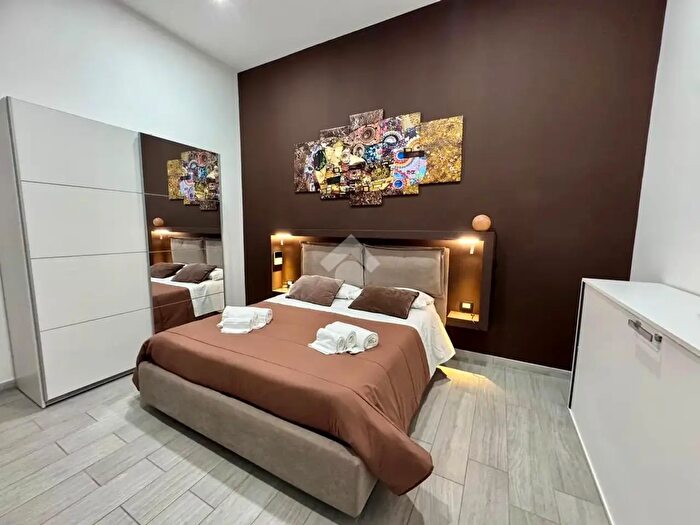 Appartamento bilocale in vendita in Via Caronda, Catania