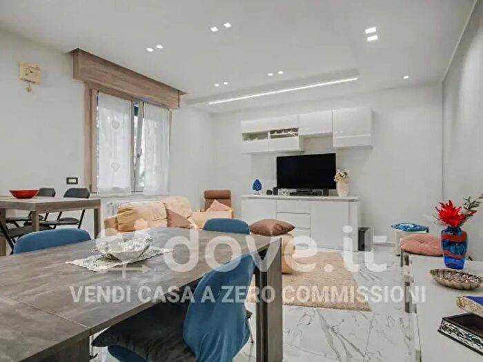 Appartamento con 5 locali in vendita in Via Carlo Massalongo, Ferrara