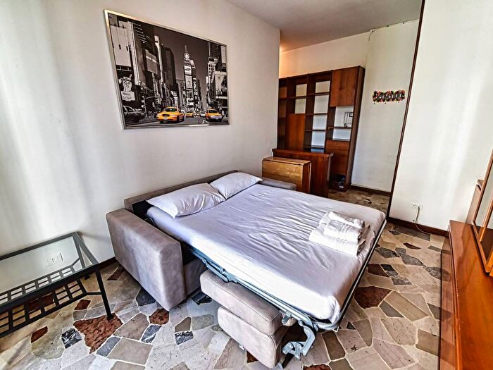 Appartamento trilocale in affitto in Via Giuseppe Tartini, Dergano, Milano