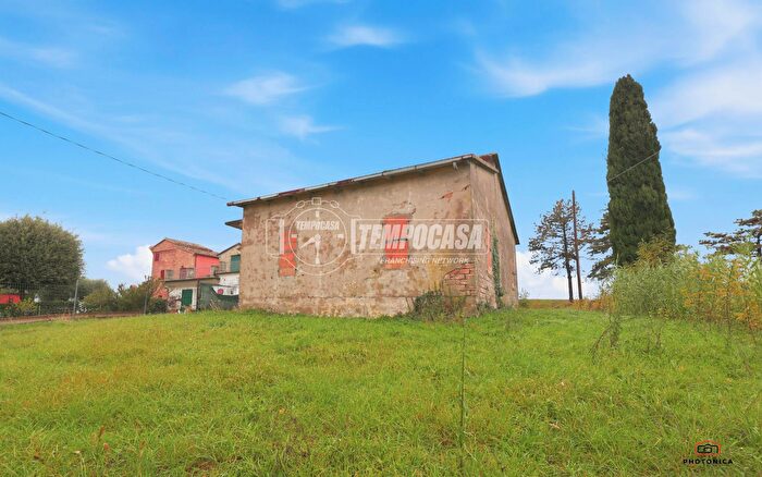 Casa con 5 locali in vendita in San Clemente