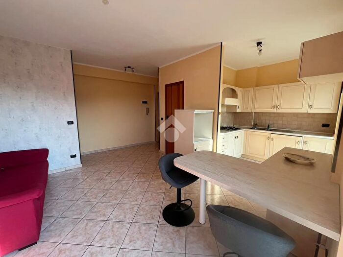 Appartamento quadrilocale in vendita in Via Castellamonte, Banchette