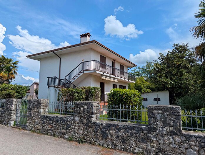 Casa quadrilocale in vendita in Via Isonzo Snc, Sagrado