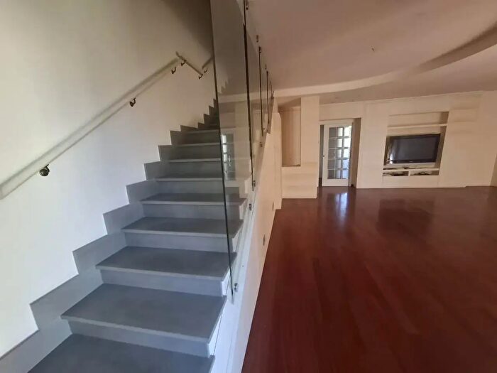 Casa con 5 locali in vendita in Empoli