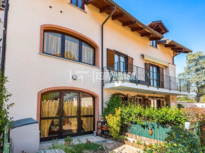 Appartamento con 5 locali in vendita in Via San Giuseppe, Gassino Torinese