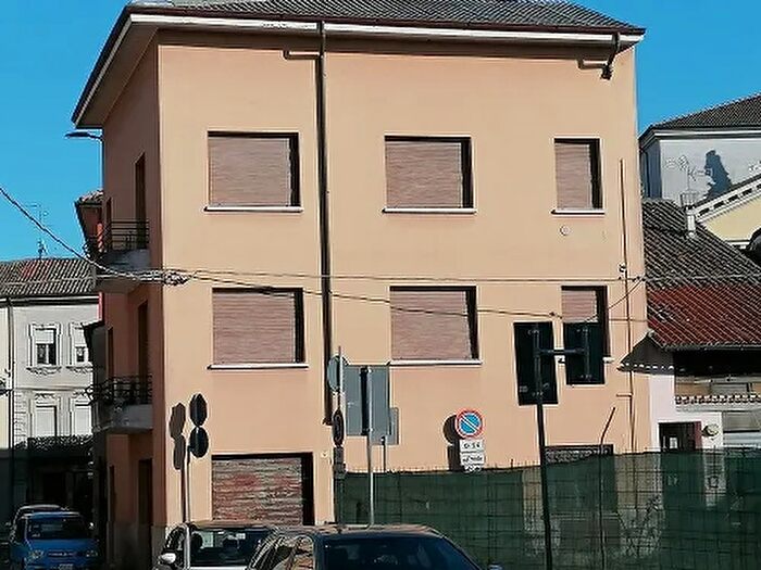 Appartamento trilocale in vendita in Via Milano, Pandino