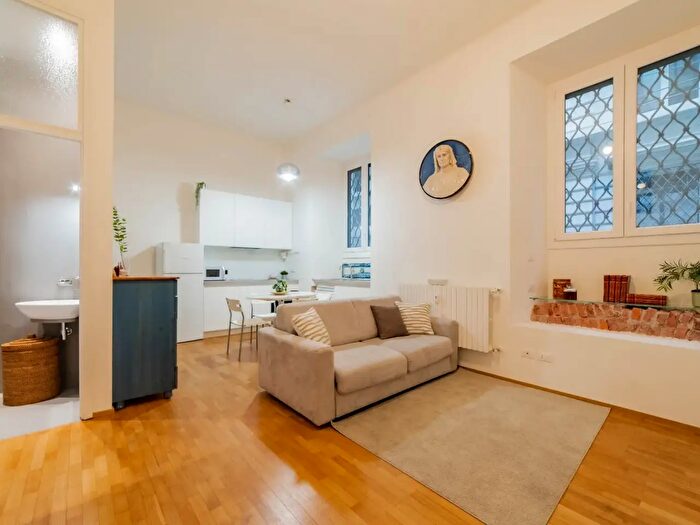 Appartamento bilocale in vendita in Via Manfredo Camperio, Milano