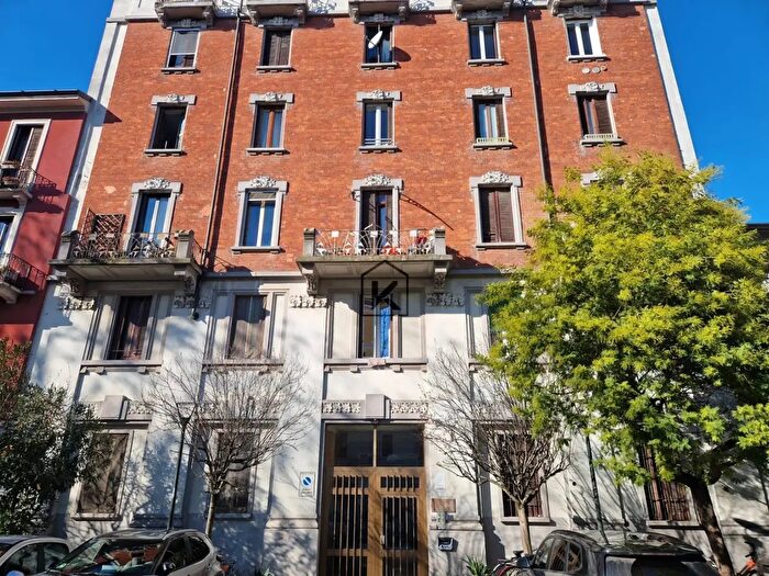 Appartamento bilocale in affitto in Via Costanzo Cantoni, Milano