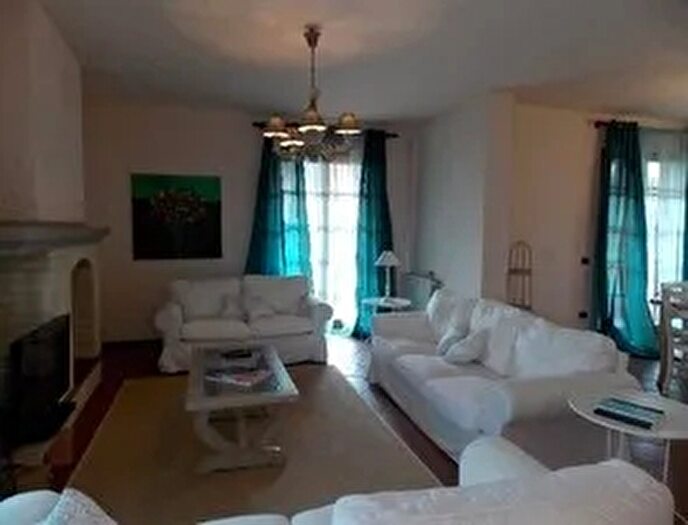 Casa quadrilocale in affitto in Forte Dei Marmi