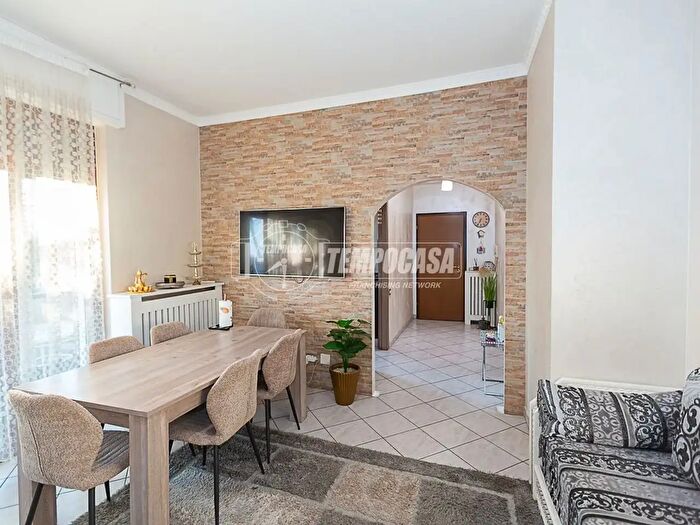 Appartamento trilocale in vendita in Calvenzano